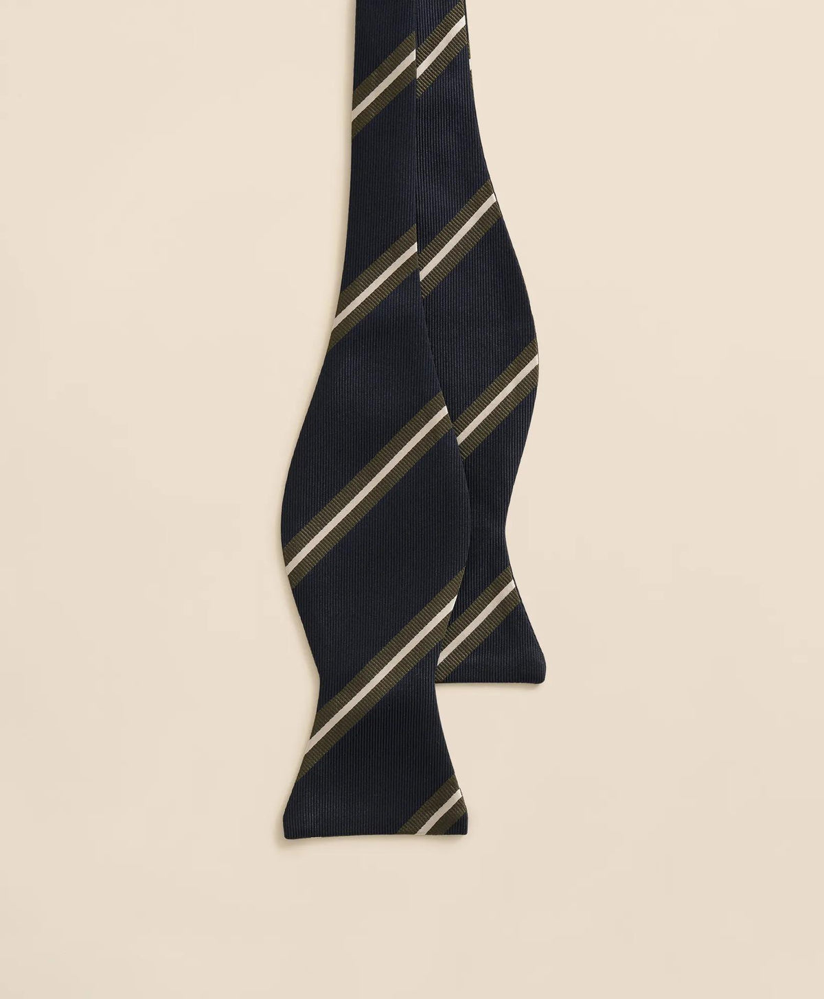 Rep Stripe Silk Bow Tie | Brooks Brothers online
