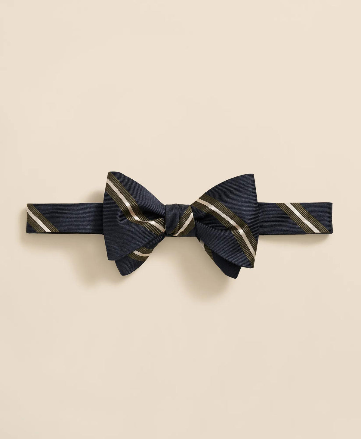 Rep Stripe Silk Bow Tie | Brooks Brothers online