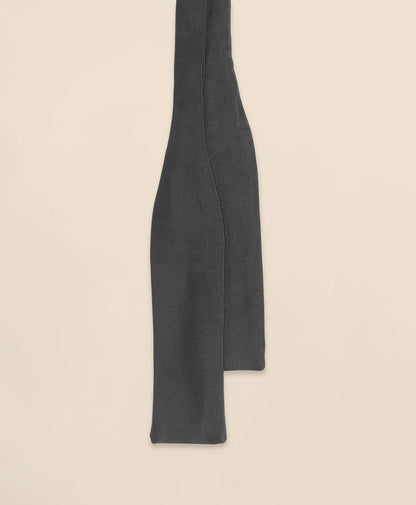 Formal Square End Satin Bow Tie | Brooks Brothers online